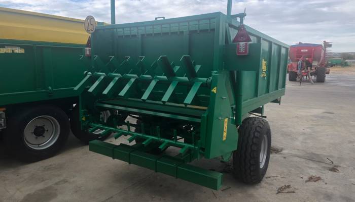 Esparcidor Premium 55